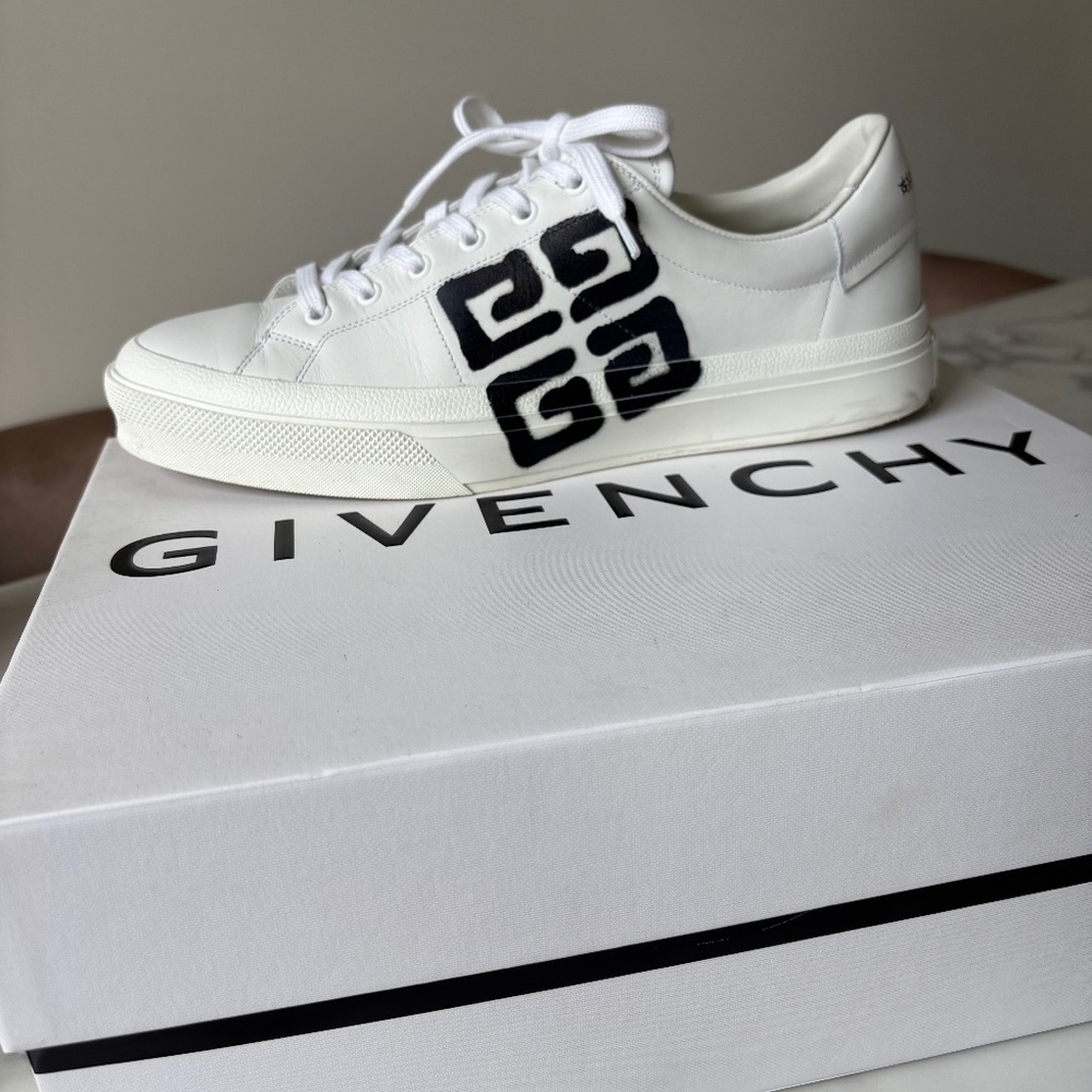 Mens Givenchy City Low Sneaker Black and White Sneaker